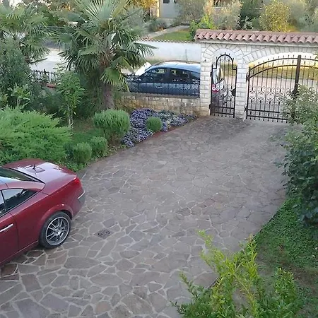 Mihael And Melani 波雷奇